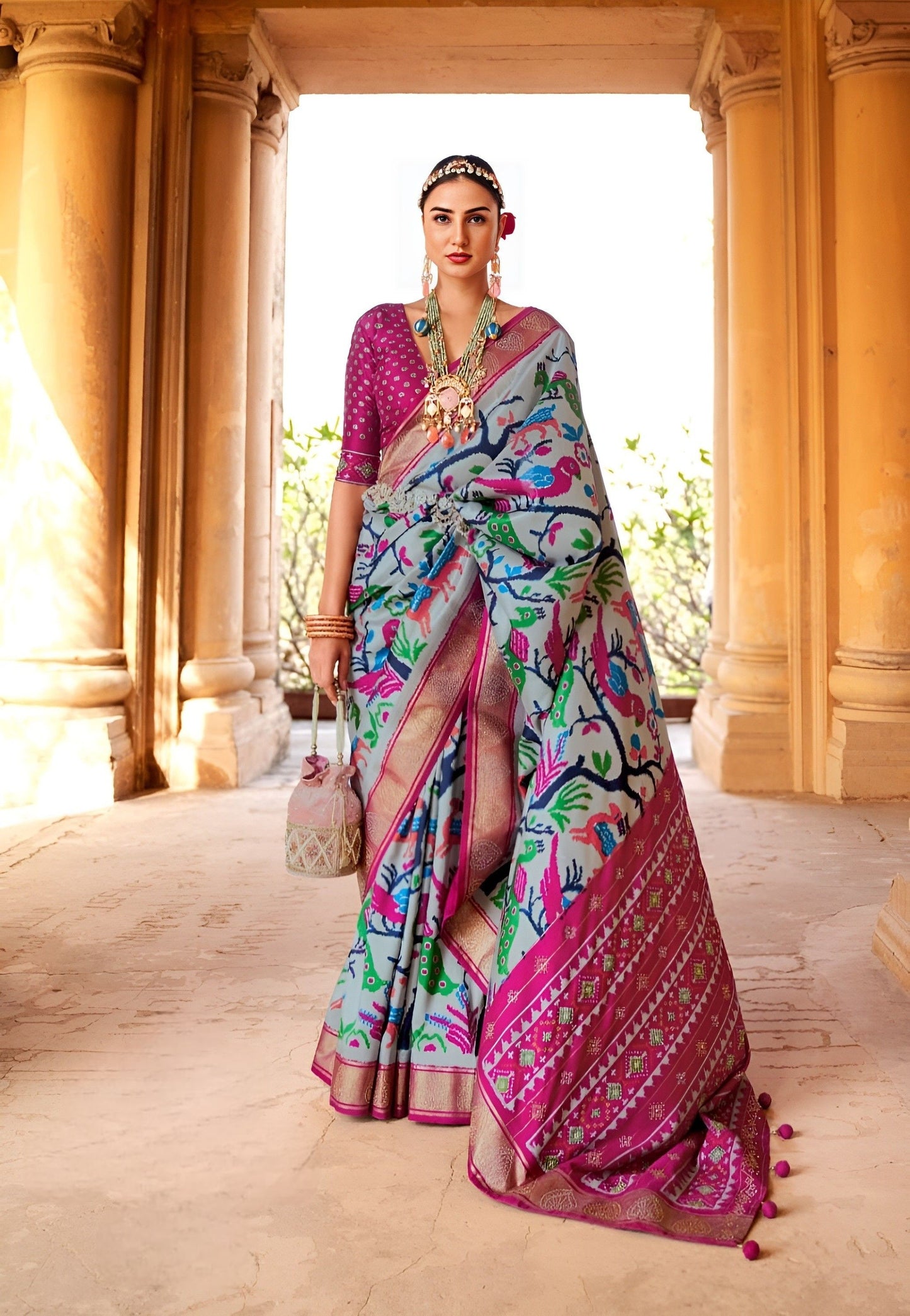 EKKTARA Saree For Women Grey & Pink Colour Pure Silk Designer Patola Saree With Unstitched Blouse