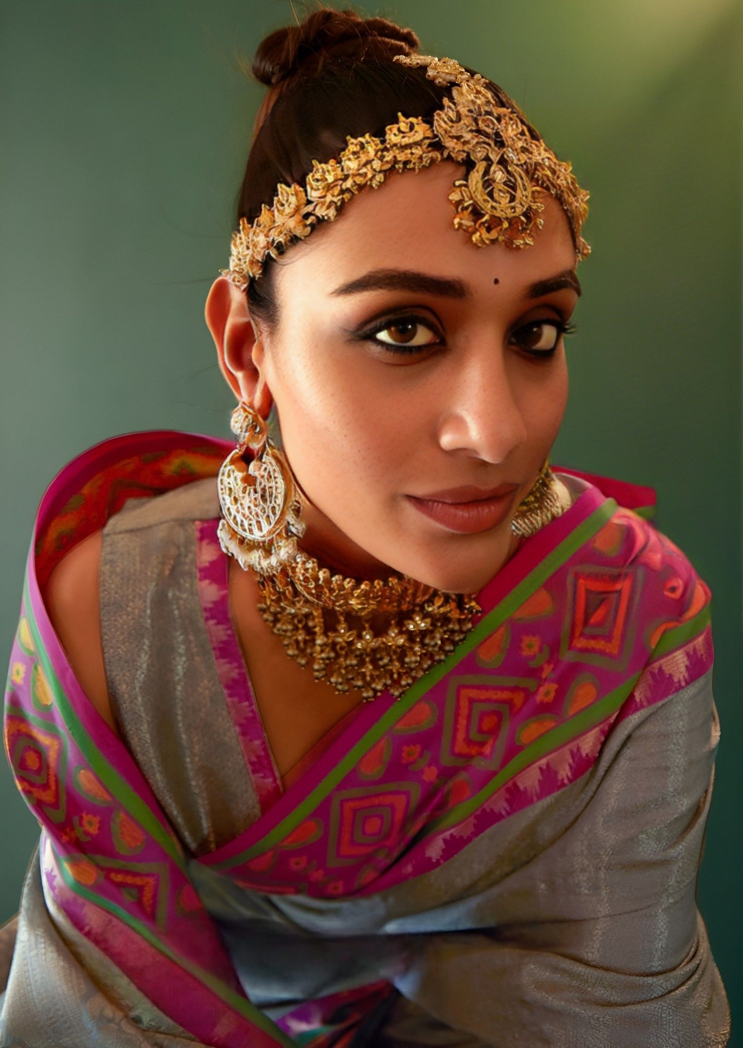 EKKTARA Saree For Women Grey Colour Kanchivaram Silk Saree With Unstitched Blouse