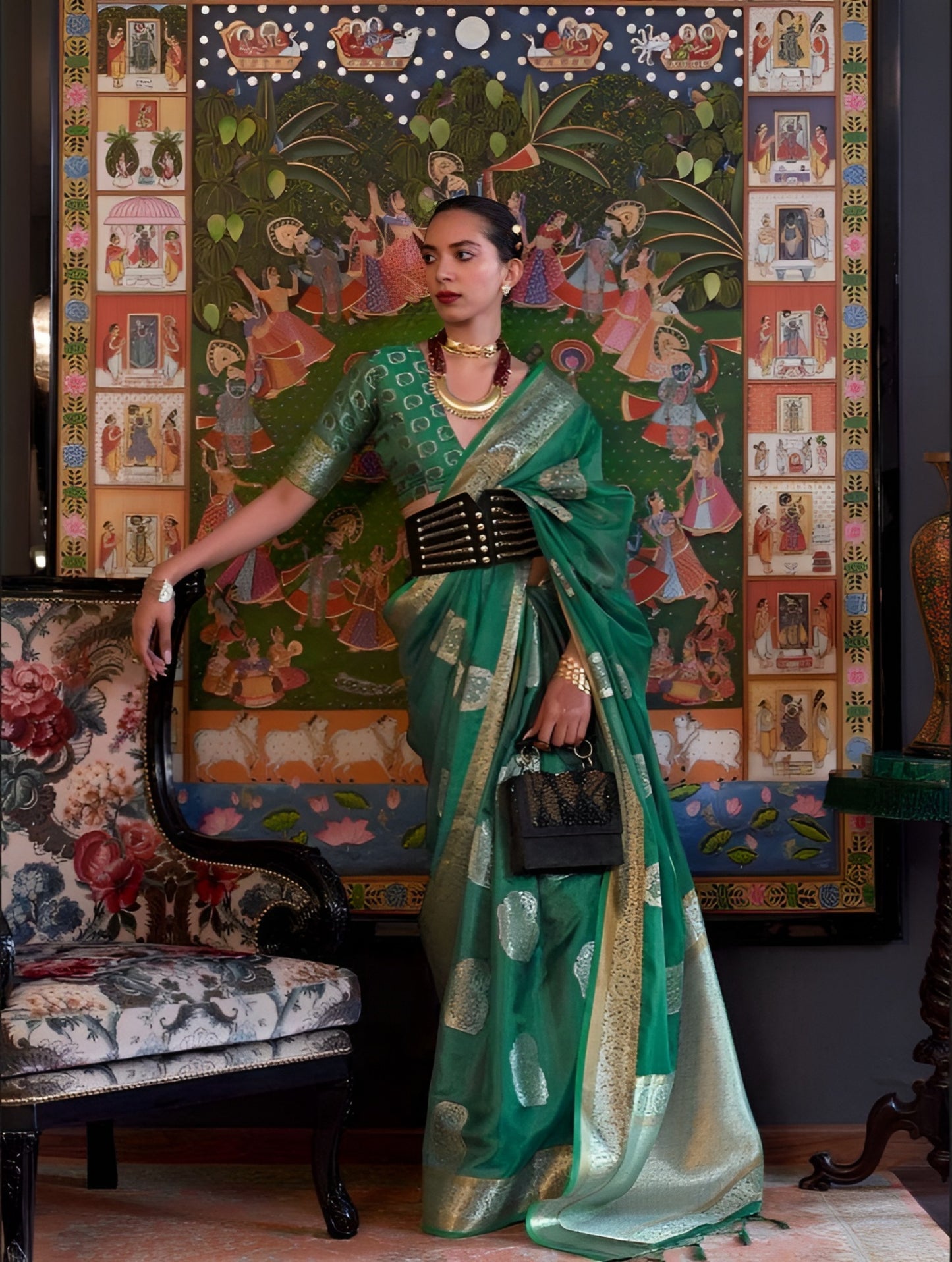 EKKTARA Saree For Women Green Colour Dual Tone Organza Handloom Weaving Saree With Unstitched Blouse