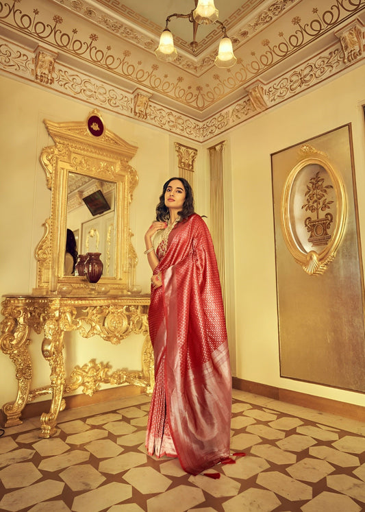EKKTARA Saree For Women Red Colour Kanjivaram Zari Silk Saree With Unstitched Blouse
