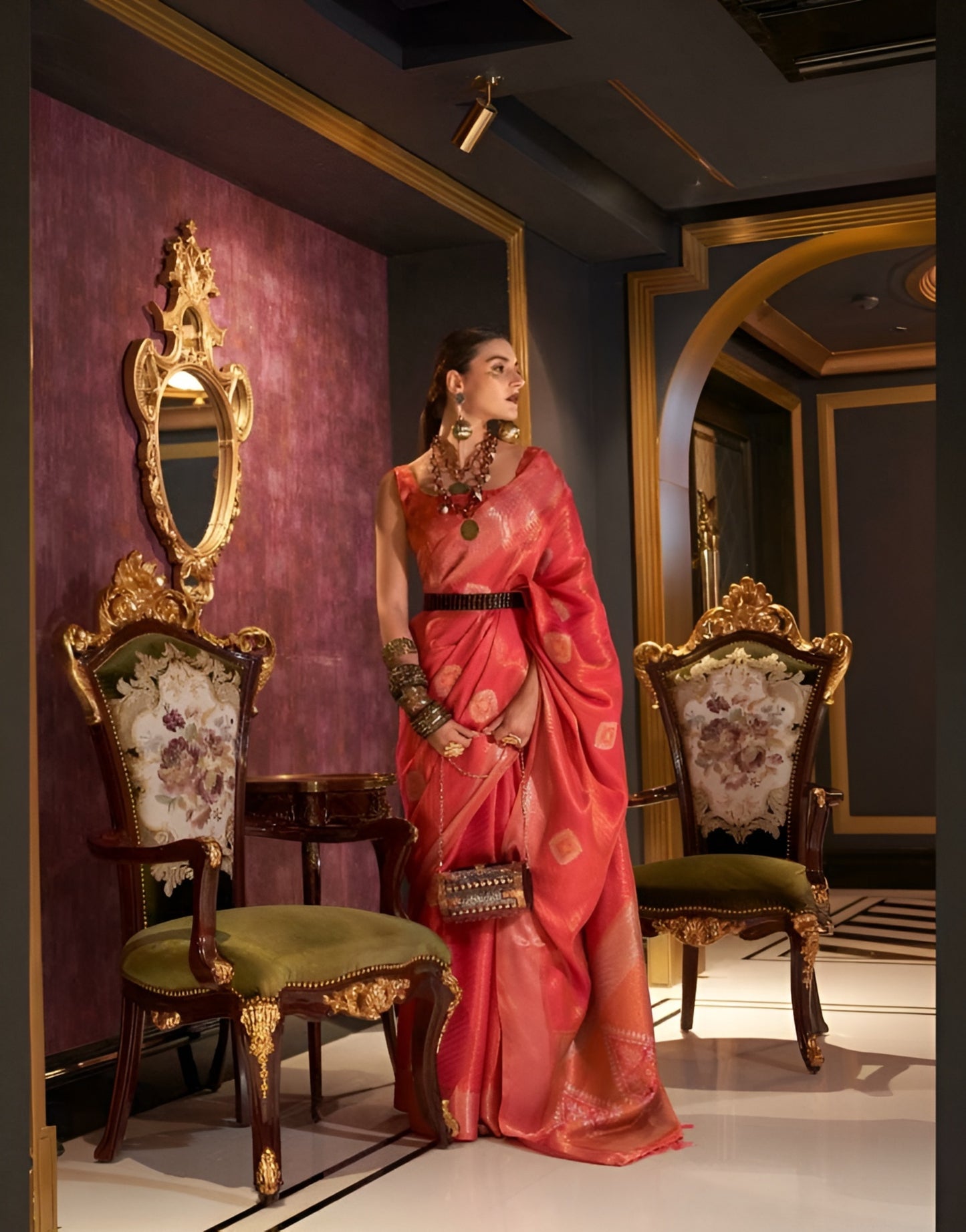 EKKTARA Saree For Women Red Colour Zari Banarasi Handloom Weaving Silk Saree With Unstitched Blouse