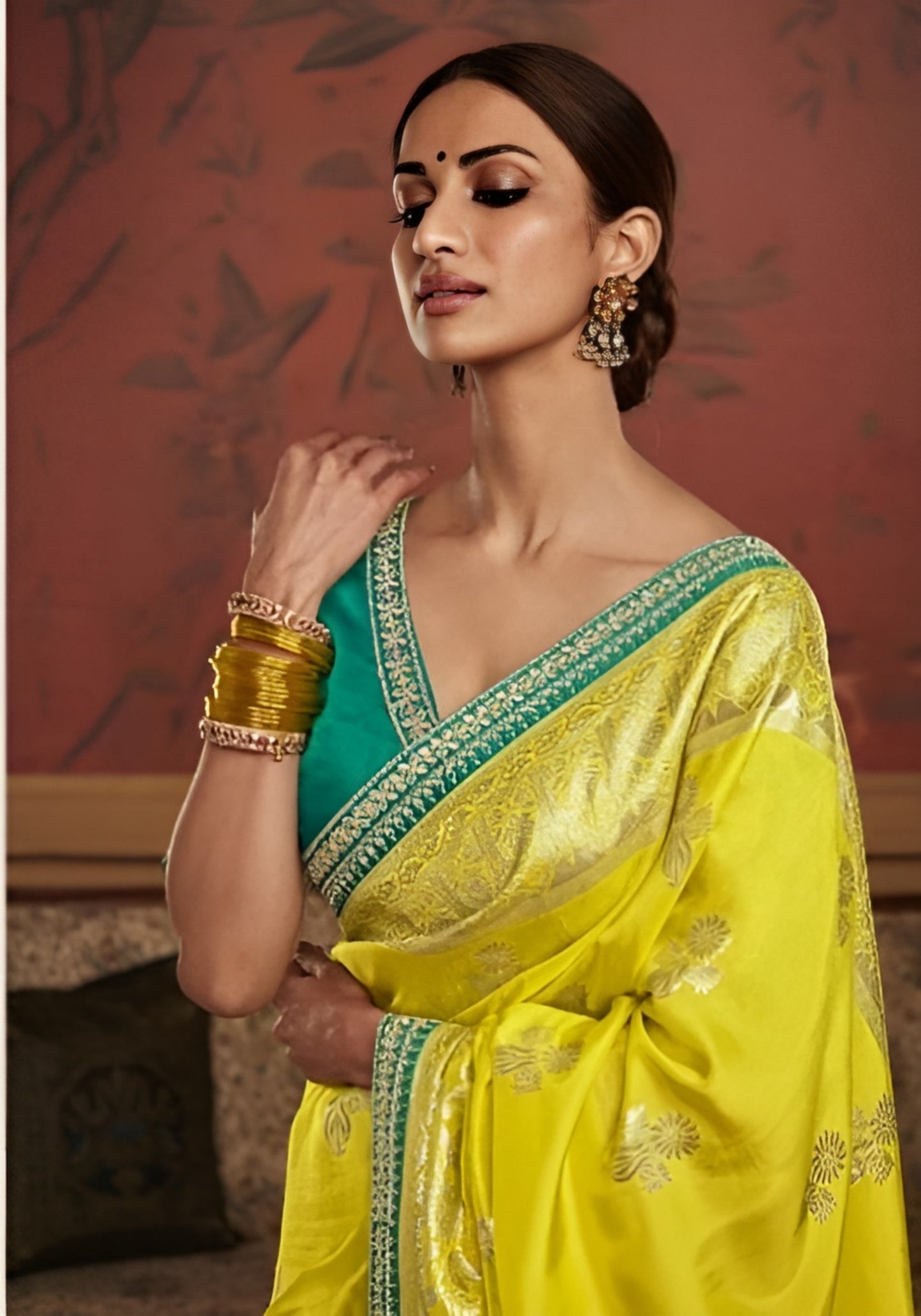 EKKTARA Saree For Women Lime Yellow Colour Dola Silk Saree With Embroidery Work Unstitched Blouse