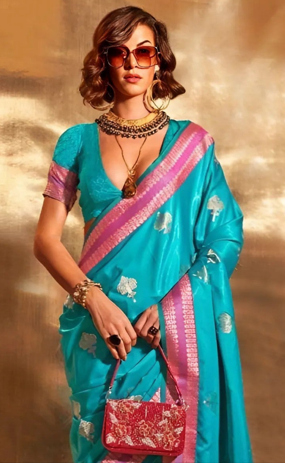 EKKTARA Saree For Women Turquoise Colour Pure Silk Chaap Border Design Handloom Weaving Saree With Unstitched Blouse