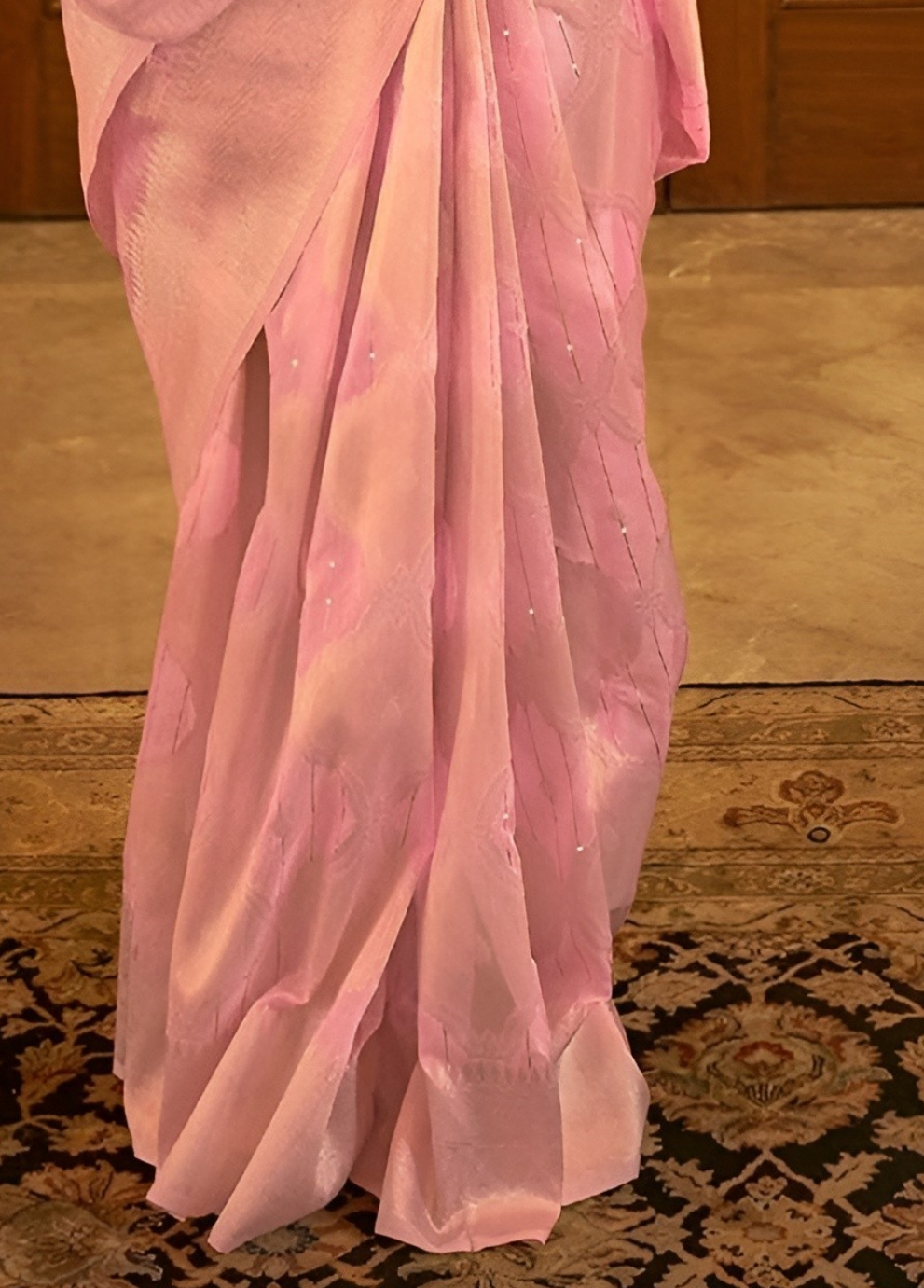 EKKTARA Saree For Women Light Pink Colour Silk Blend Handloom Weaving Saree With Unstitched Blouse