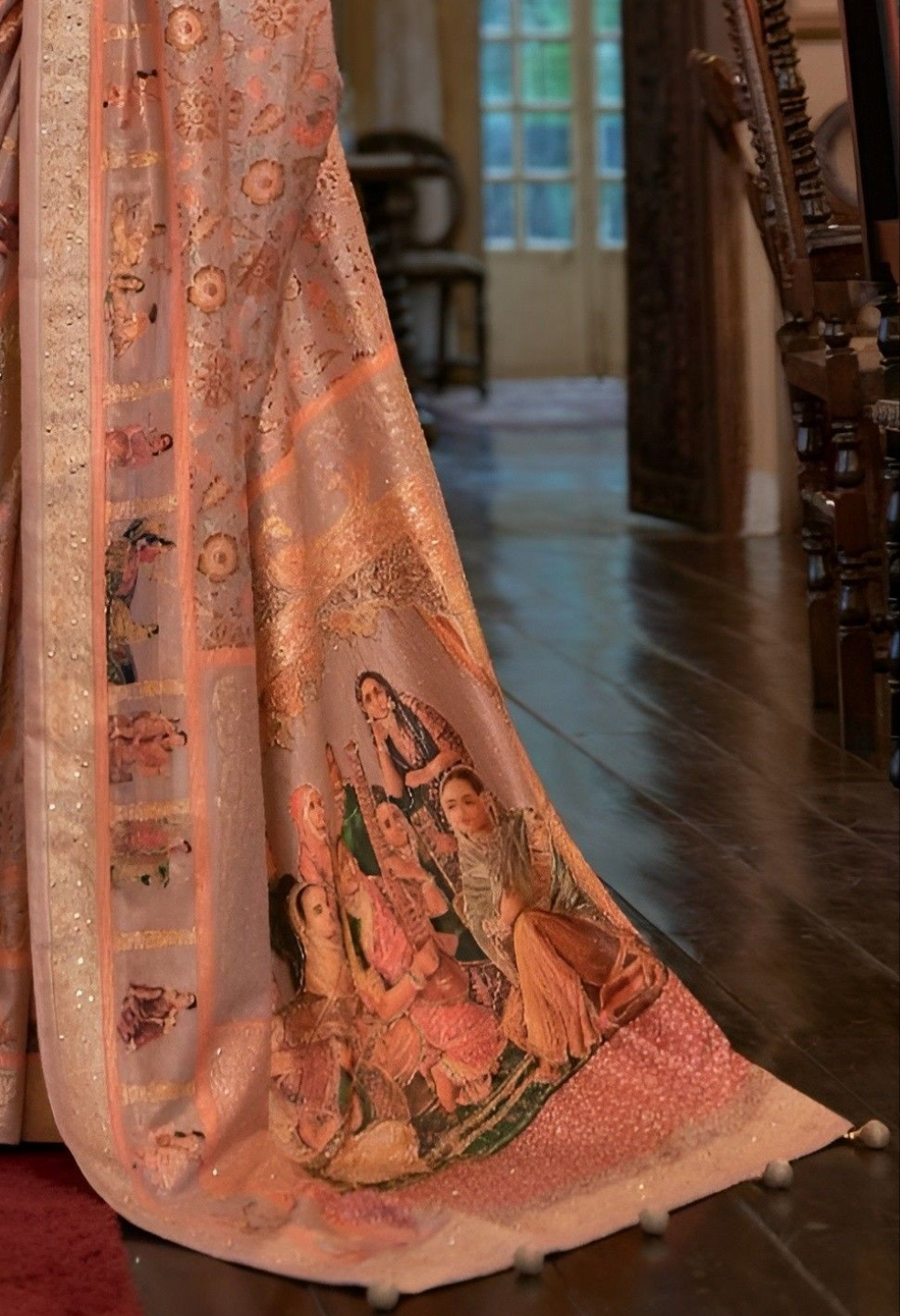 EKKTARA Saree For Women Peach Colour Patola Weaving Saree With Unstitched Blouse