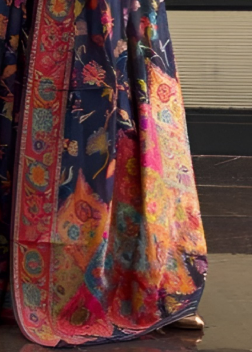 EKKTARA Saree For Women Navy Blue Colour Kashmiri Handloom Weaving Silk Saree With Unstitched Blouse