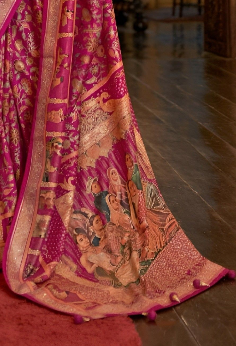 EKKTARA Saree For Women Pink Colour Patola Weaving Saree With Unstitched Blouse