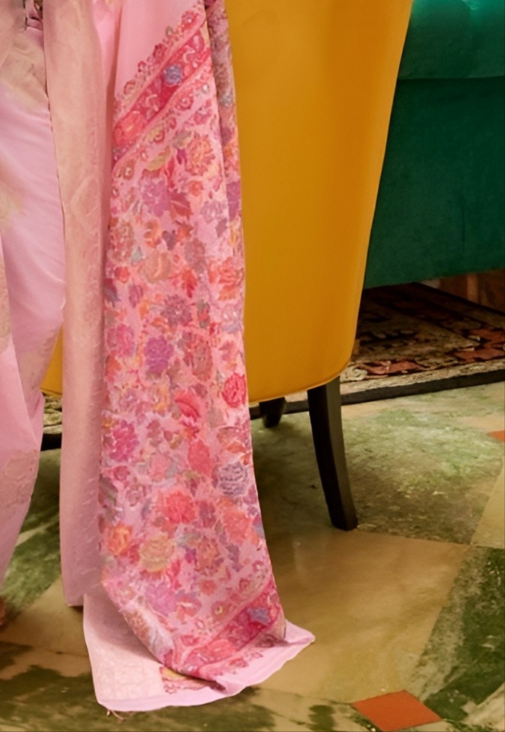 EKKTARA Saree For Women Light Pink Colour Handloom Weaving Silk Saree With Kashmiri Pallu & Kashmiri Unstitched Blouse