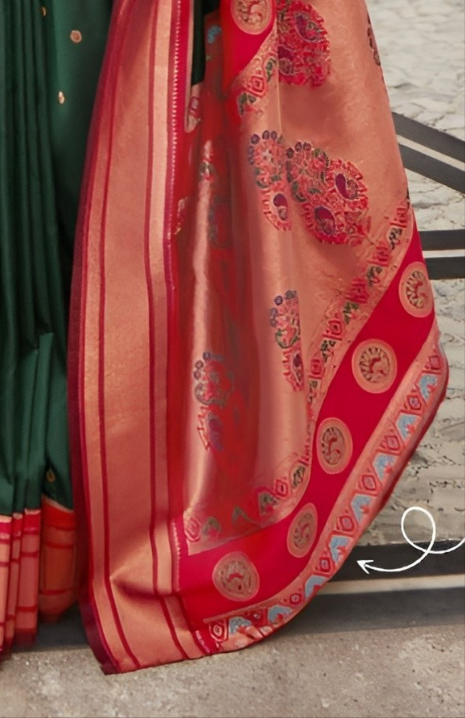 EKKTARA Saree For Women Dark Green Colour Peshwai Paithani Silk Saree With Unstitched Blouse