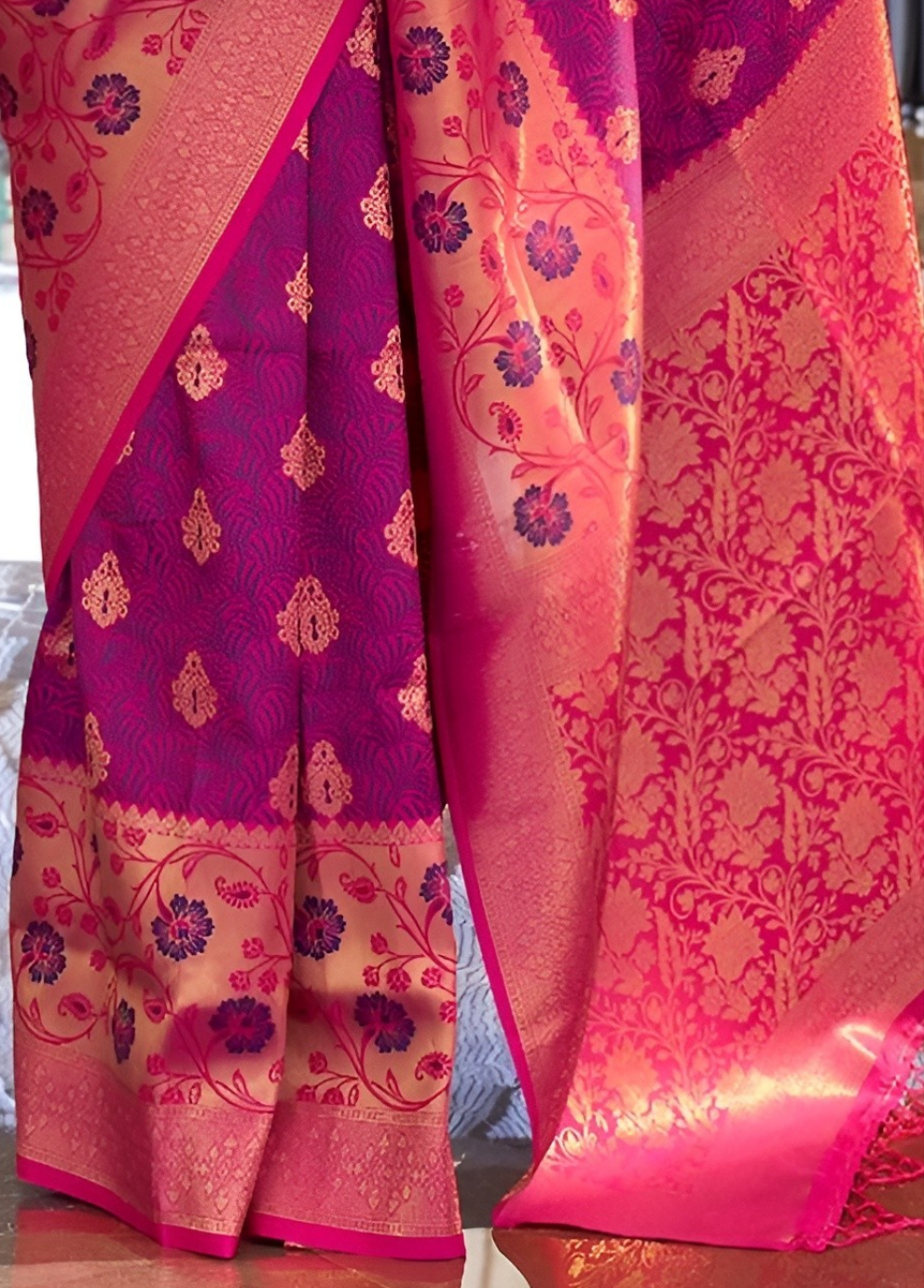 EKKTARA Saree For Women Purple Colour Silk Handloom Weaving Designer Saree With Unstitched Blouse