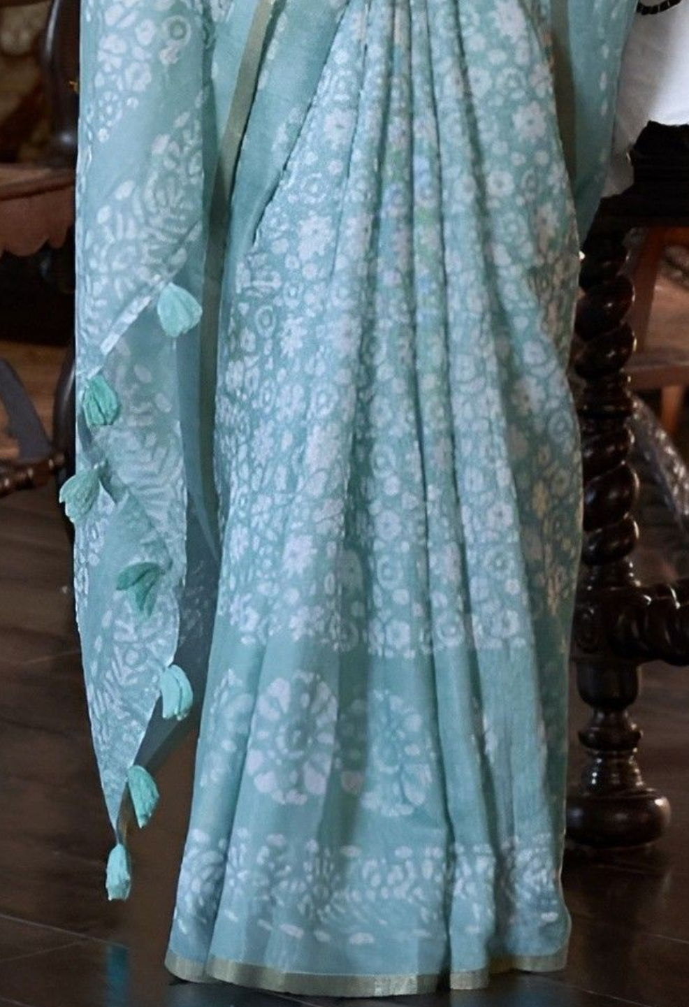 EKKTARA Saree For Women Turquoise Colour Soft Linen Cotton Saree With Unstitched Blouse