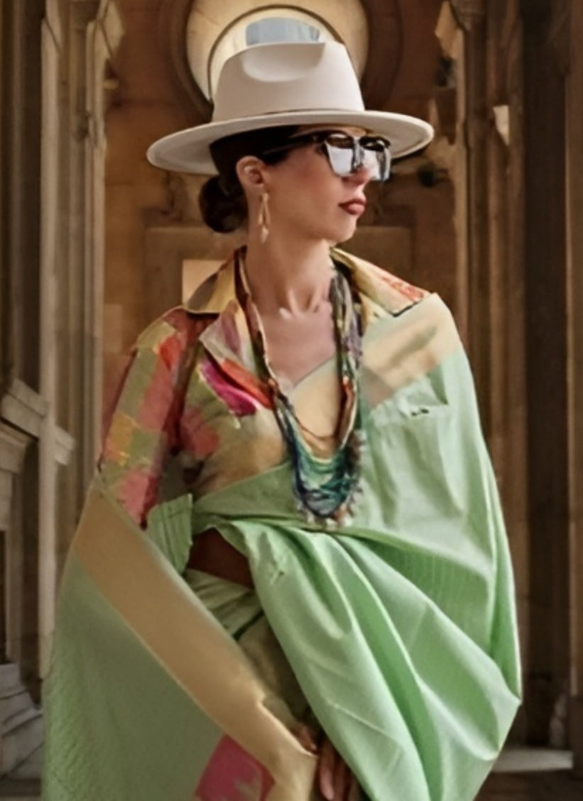 EKKTARA Saree For Women Pista Green Colour Soft Silk Handloom Weaving Saree With Unstitched Blouse