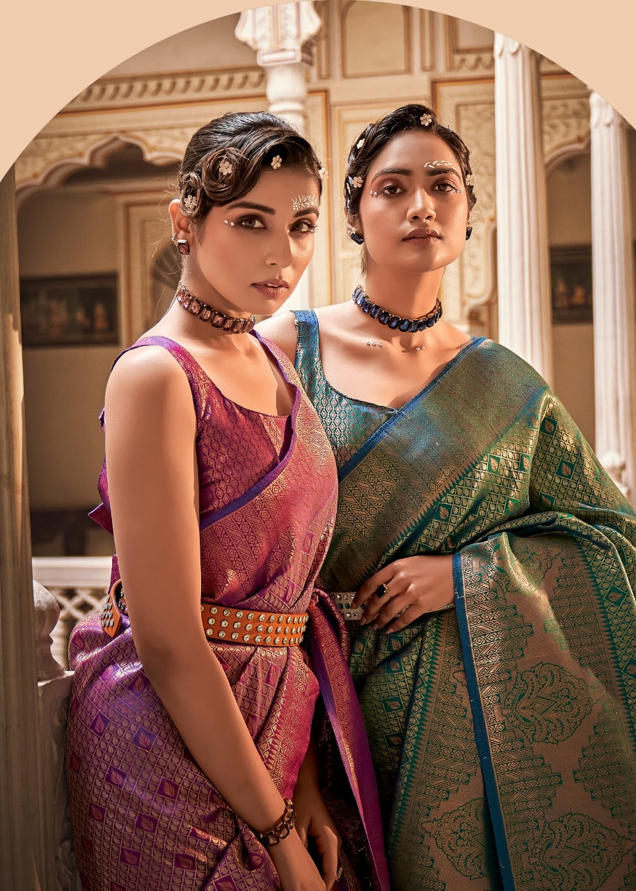 EKKTARA  Saree For Women Green Colour Handloom Silk Zari Saree With Unstitched Blouse