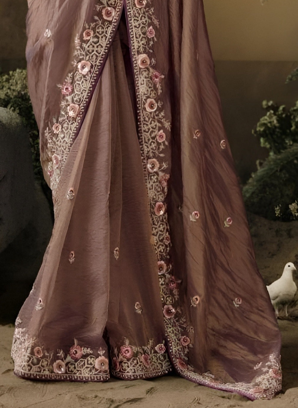 EKKTARA Saree For Women Peanut Brown Colour Dola Silk Saree With Designer Unstitched Blouse