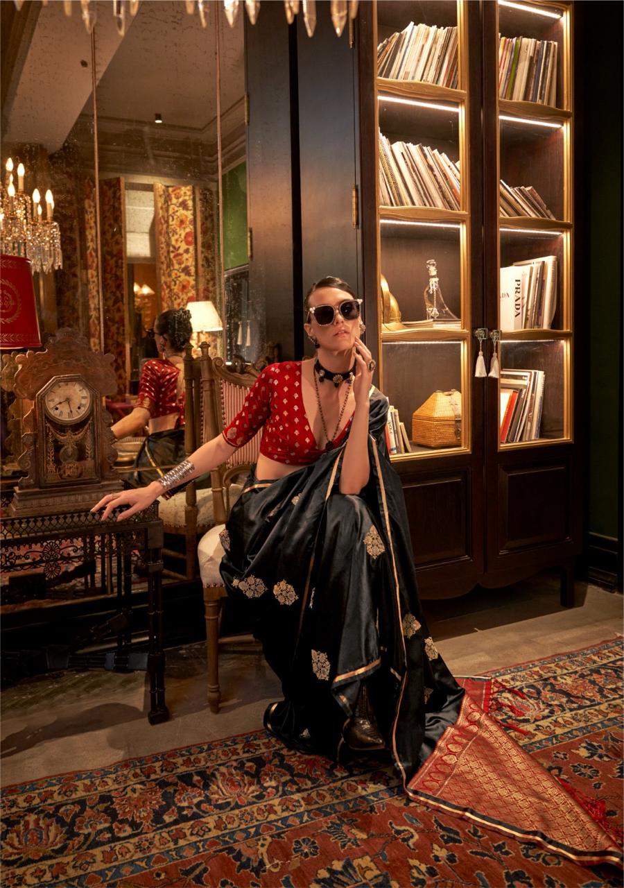 EKKTARA Saree For Women Black Colour Pure Satin Silk Handloom Weaving Saree With Unstitched Blouse