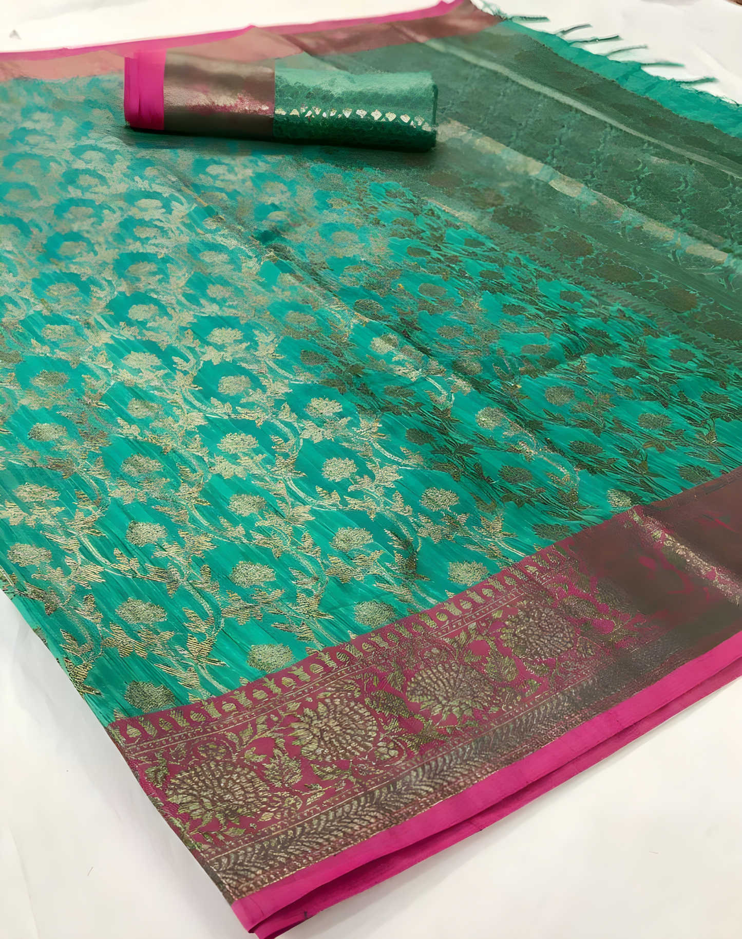 EKKTARA Saree For Women Jade Green Handloom Weaving Silk Saree