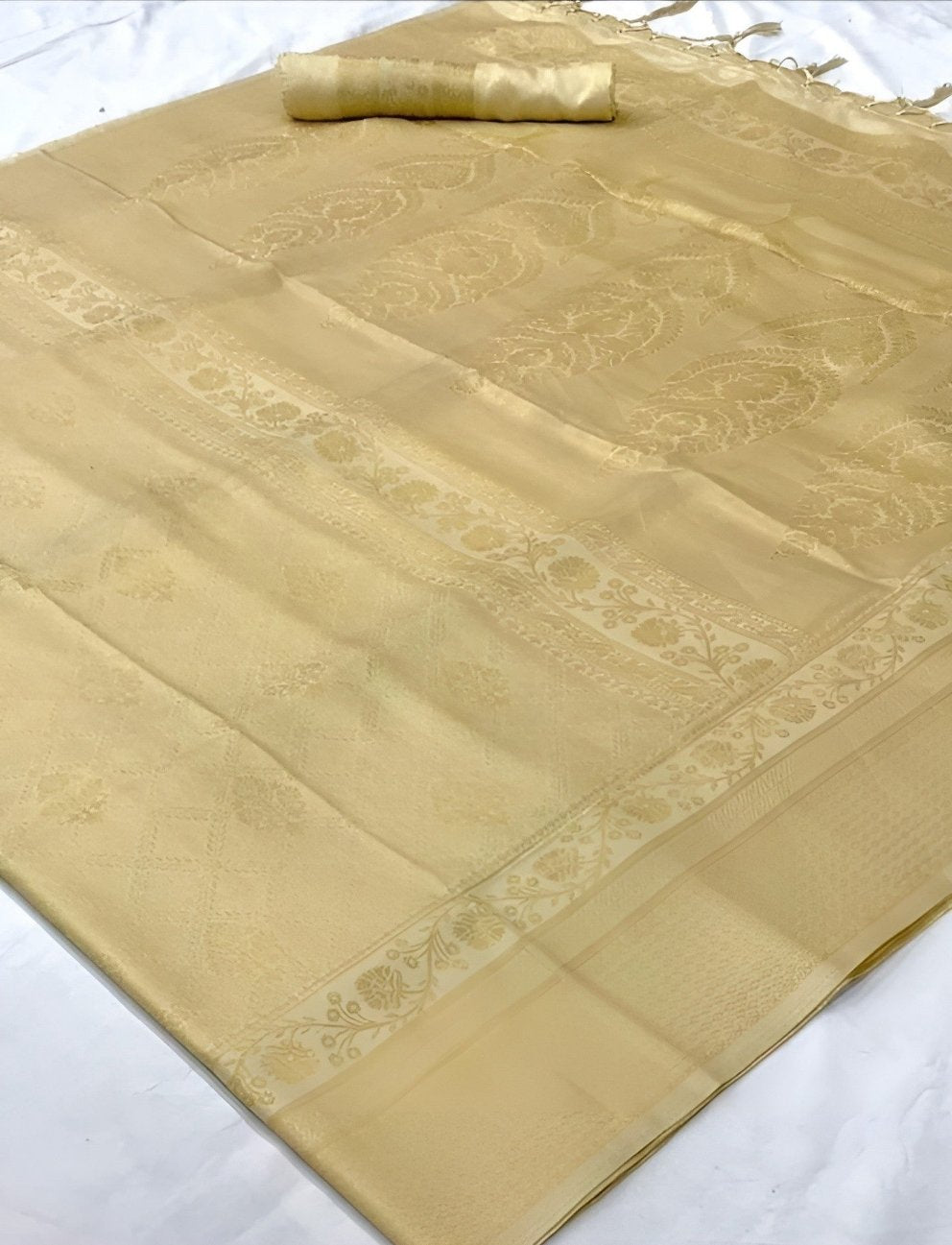 EKKTARA Saree For Women Golden Haze Handloom Weaving Silk Saree