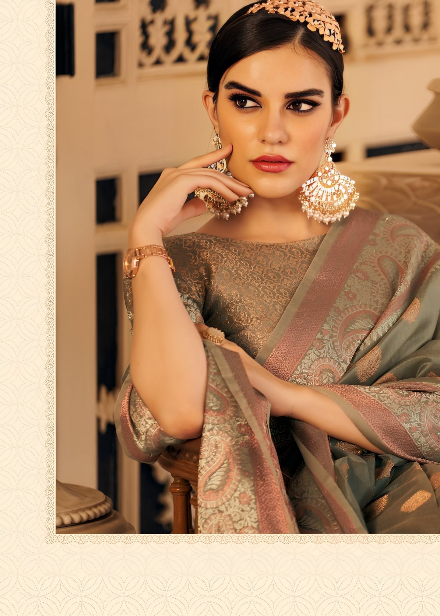EKKTARA Saree For Women Seal Grey Organza Saree