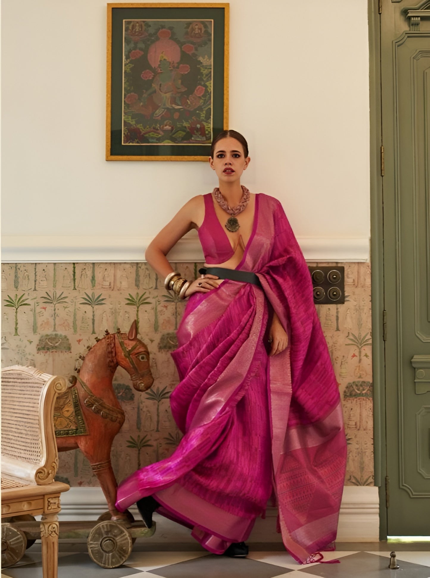 EKKTARA Saree For Women Pink Handloom Two Tone Organza Saree
