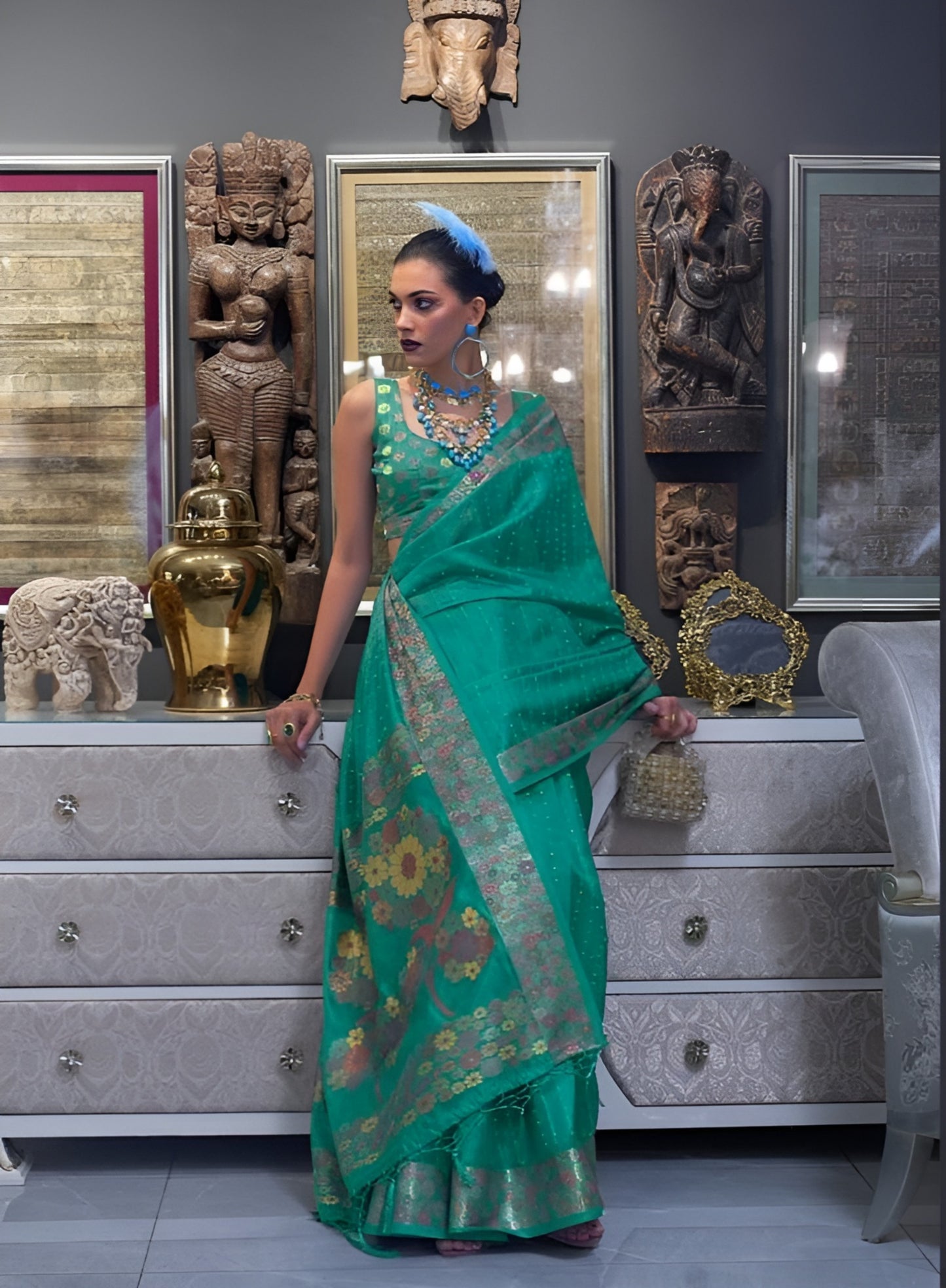 EKKTARA Saree For Women Two Tone Organza Marine Sea Green Colour Handloom Weaving Silk Saree With Unstitched Blouse