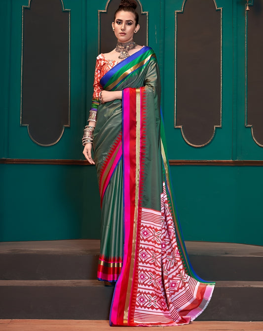 EKKTARA Saree For Women Green Colour Handloom Silk Saree With Unstitched Blouse