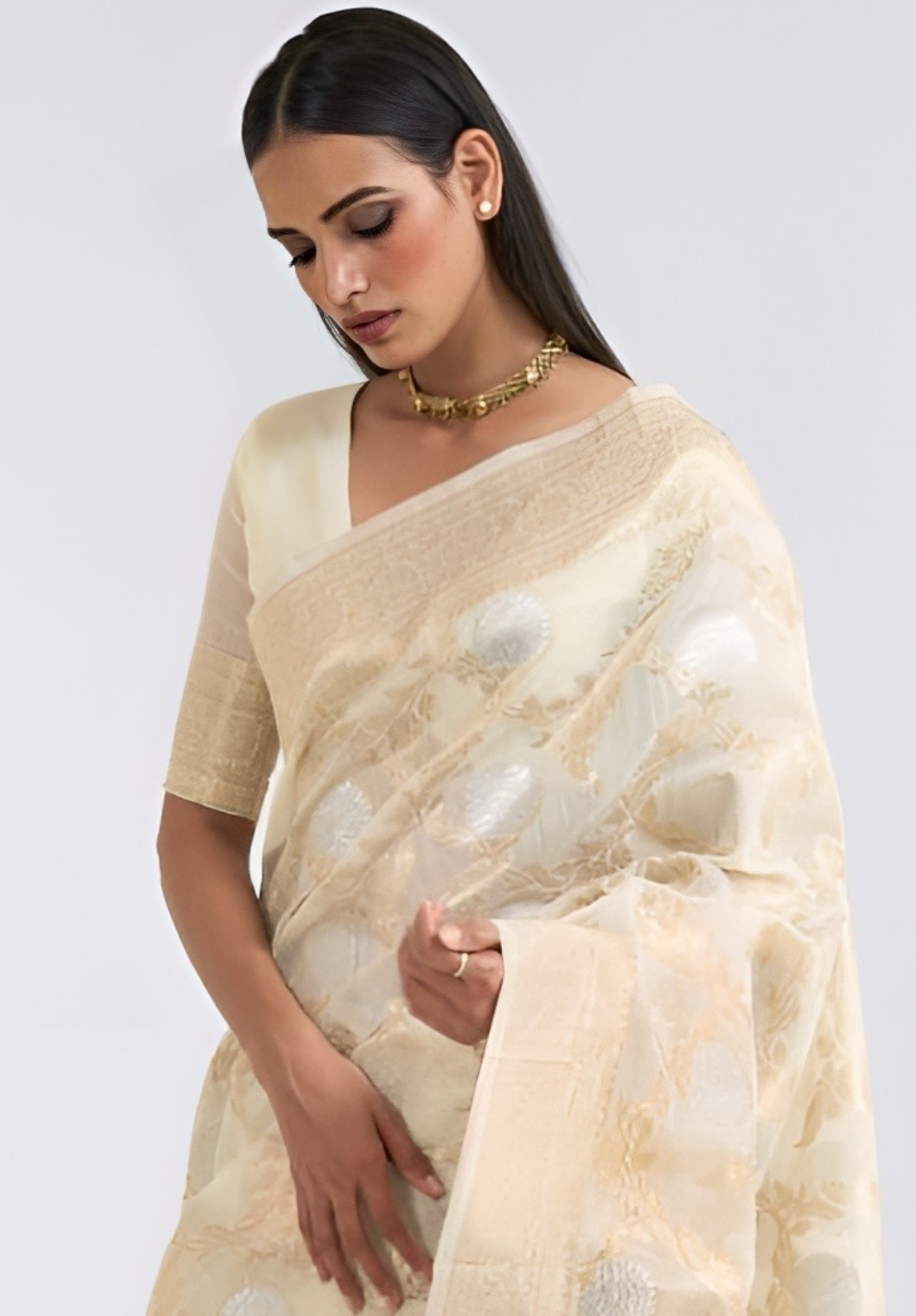 EKKTARA Saree For Women Light Cream Pure Linen Weaving Saree