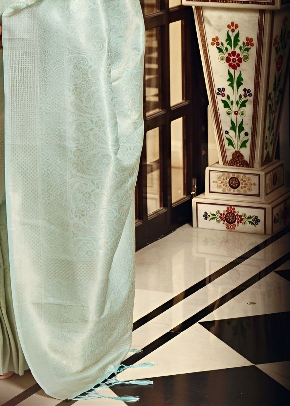 EKKTARA Saree For Women Pista Green Colour Kanjivaram Soft Silk Saree With Unstitched Blouse