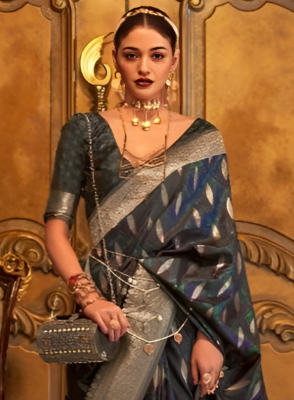 EKKTARA Saree For Women Carbon Black Silk Satin Handloom Weaving Saree