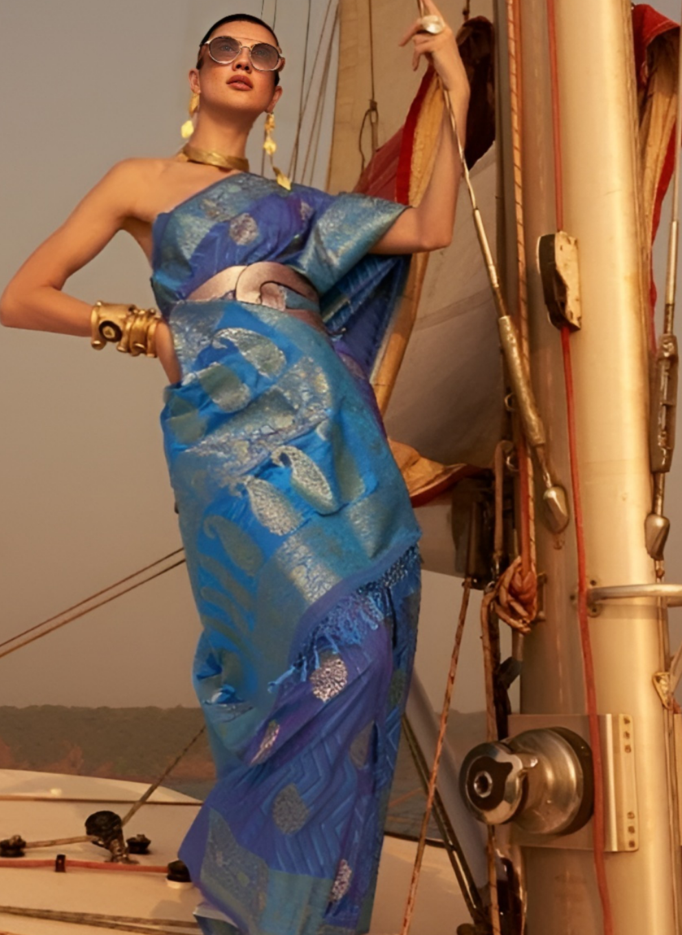 EKKTARA Saree For Women Royal Blue Two Tone Handloom Weaving Satin Silk Saree