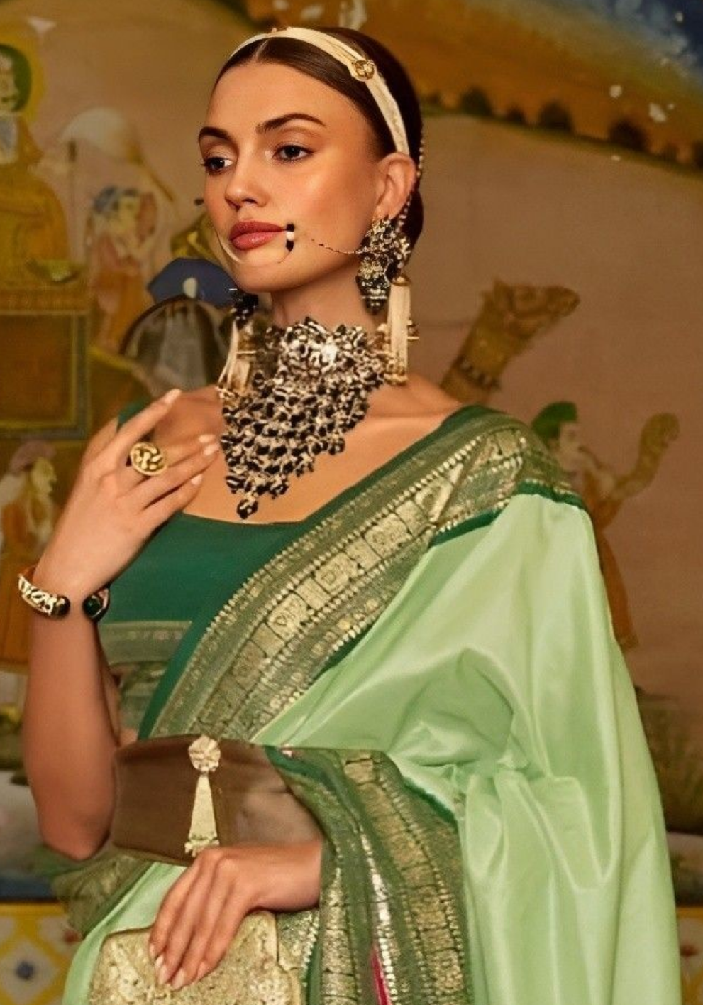 EKKTARA Saree For Women Pista Green Colour Pure Silk Designer Patola Saree With Unstitched Blouse