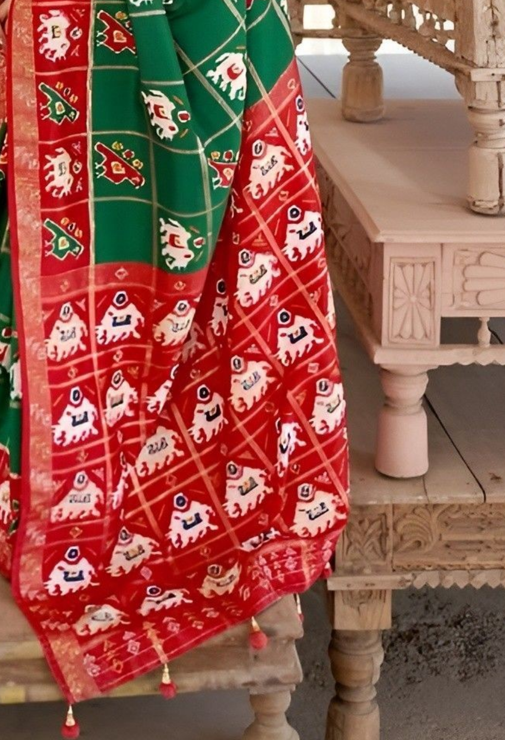 EKKTARA Saree For Women Green Patola Silk Saree