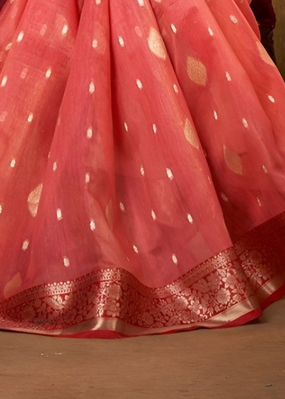 EKKTARA Saree For Women Candy Red Banarasi Tissue Saree