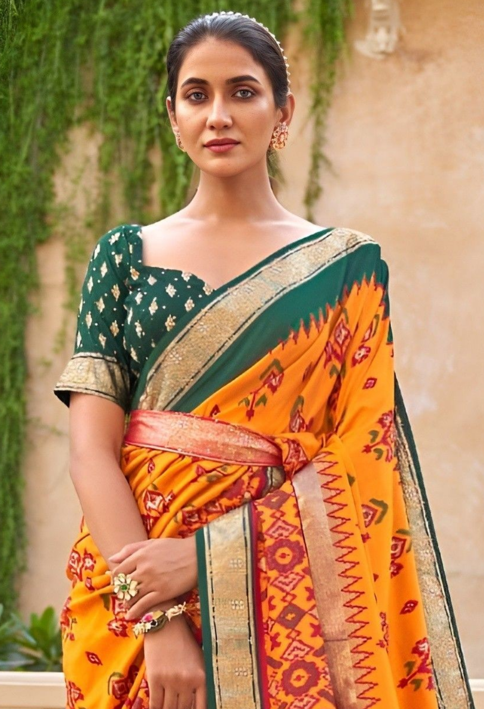 EKKTARA Saree For Women Chrome Yellow Colour Pure Silk Trendy Patola Saree With Unstitched Blouse