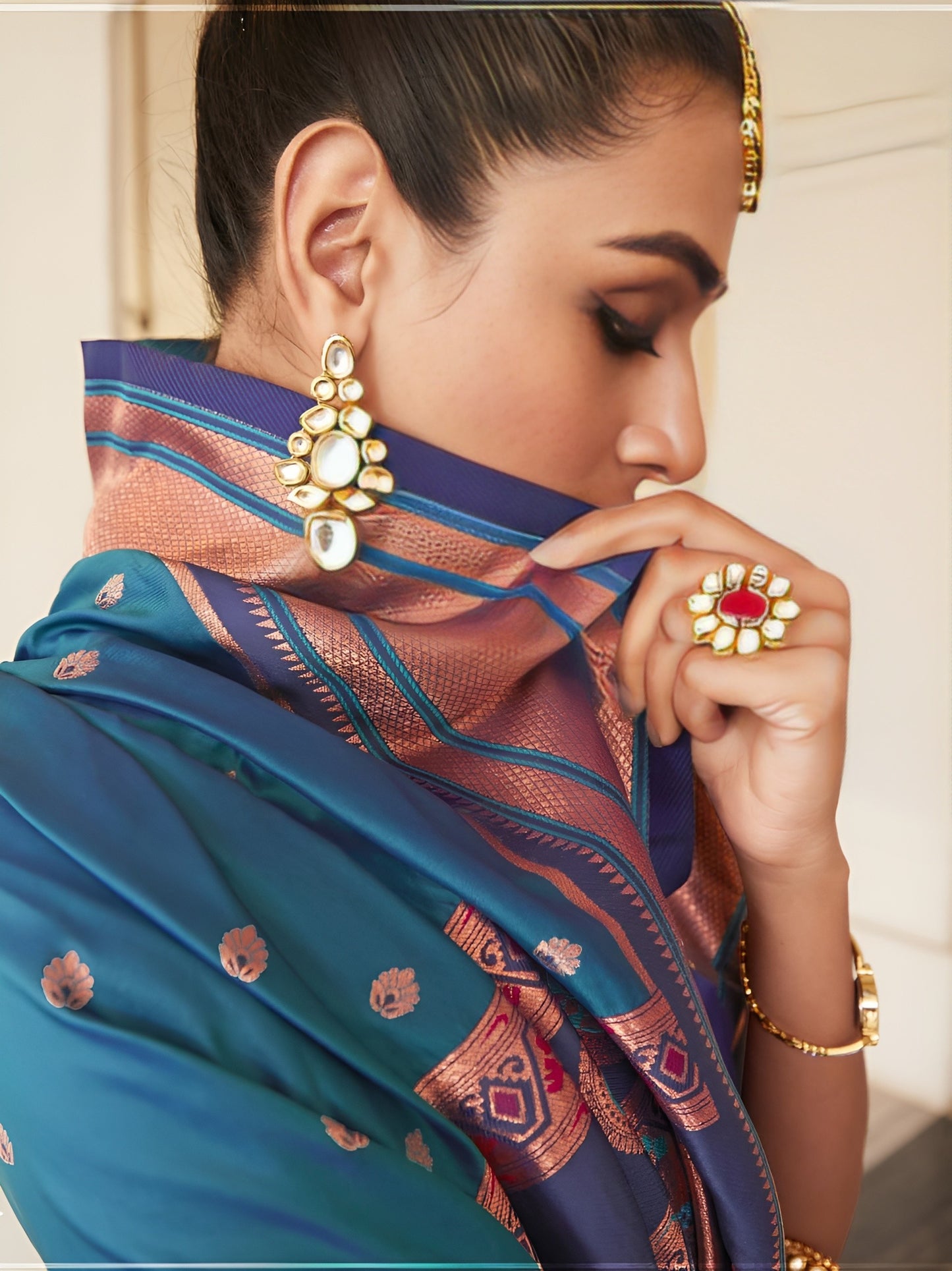 EKKTARA Saree For Women Blue Colour Peshwai Paithani Silk Saree With Unstitched Blouse