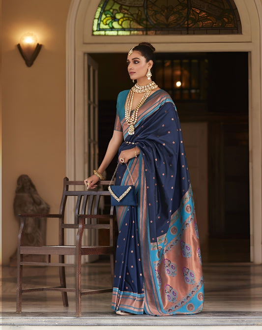 EKKTARA Saree For Women Navy Blue Colour Peshwai Paithani Silk Saree With Unstitched Blouse