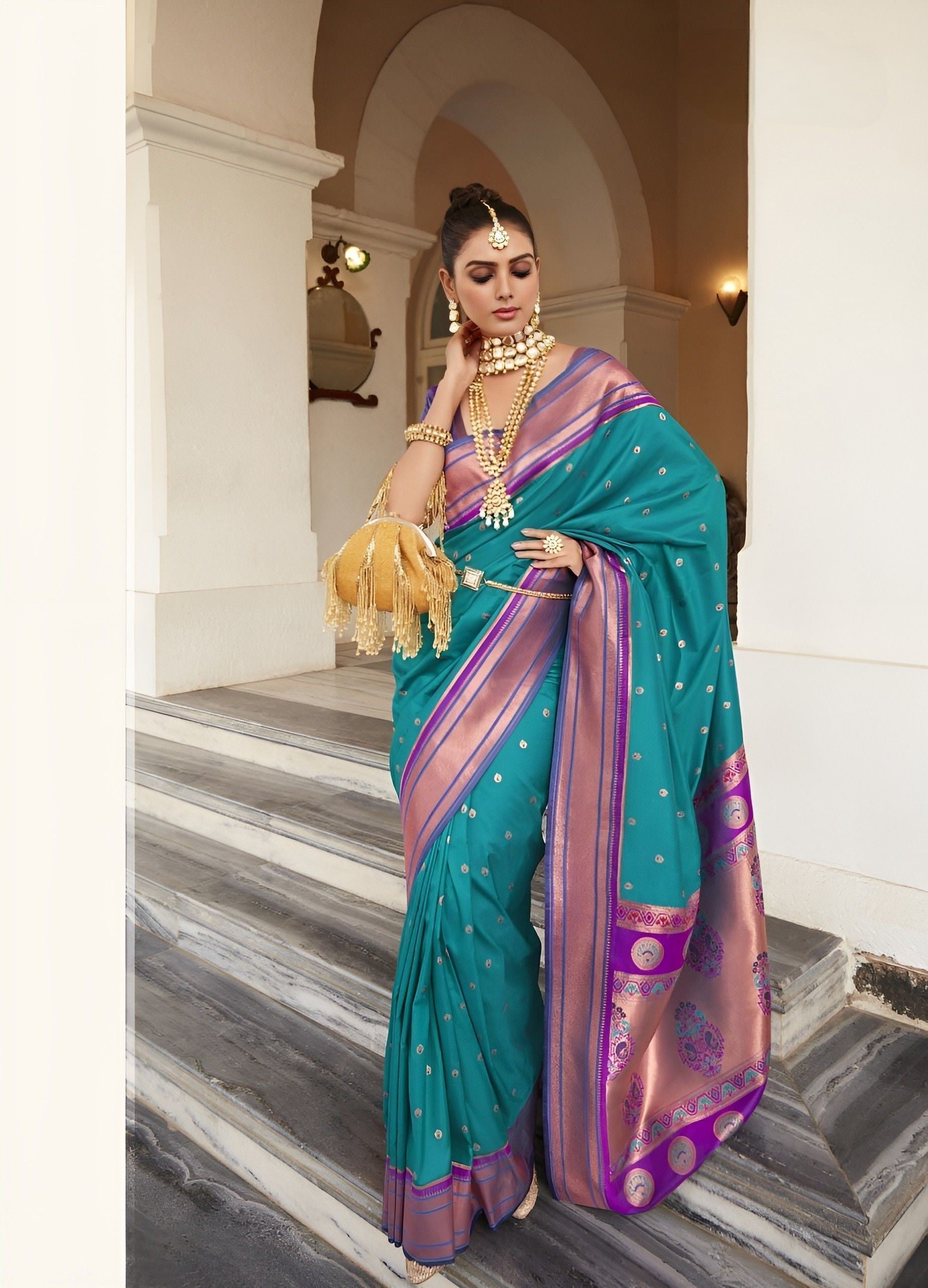 Elegant Peshwai Silk Paithani Border Saree: A Majestic Maharashtrian  Ensemble - Etsy