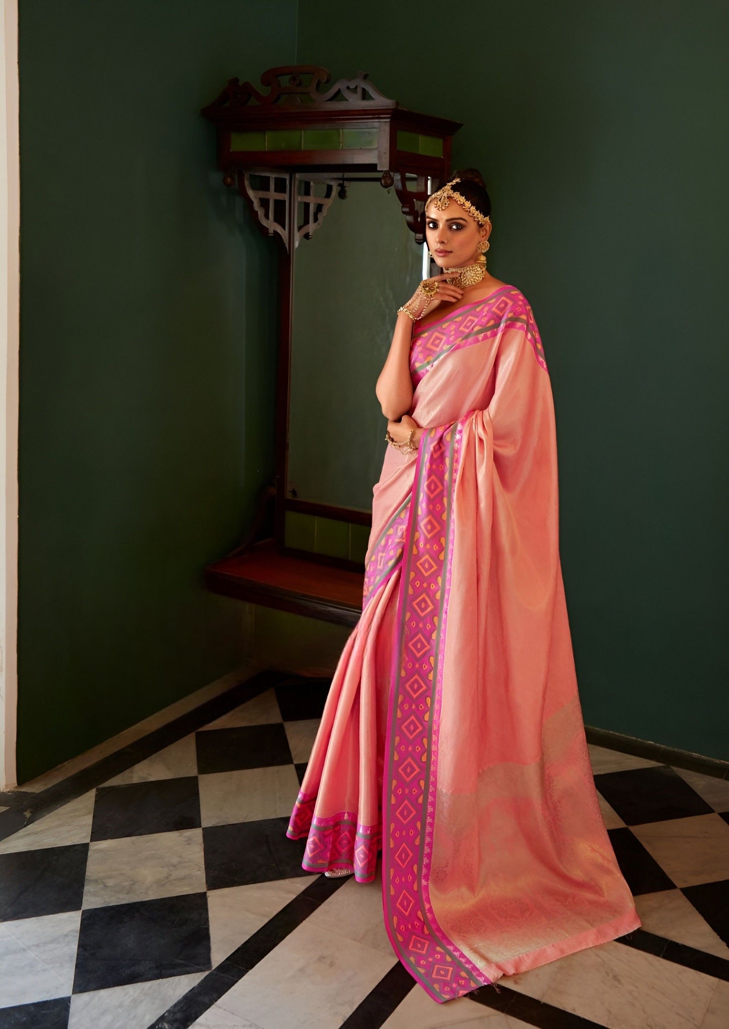EKKTARA Saree For Women Navy Peach Colour Kanchivaram Silk Saree With Unstitched Blouse