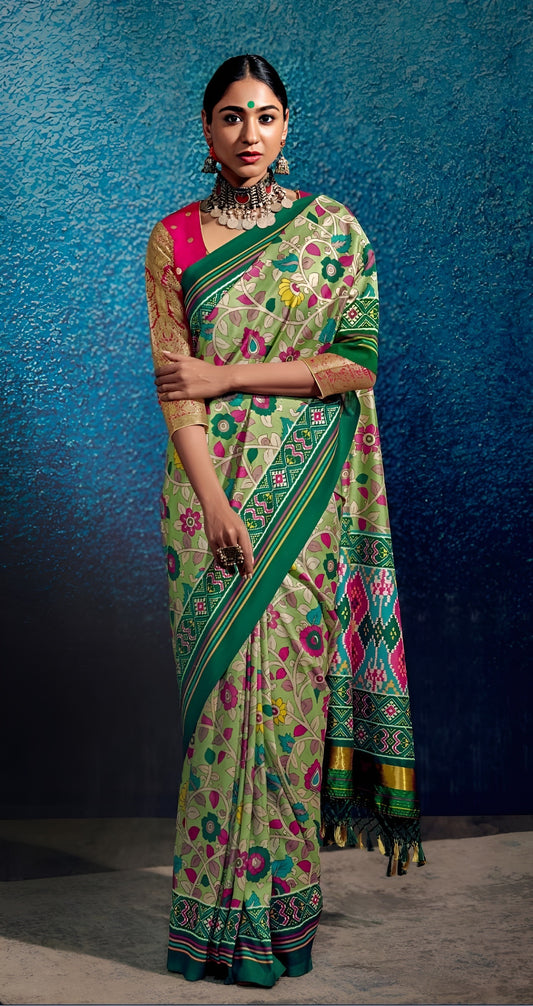 EKKTARA Saree For Women Pista Green Colour Tusser Silk Kalamkari Print Saree With Unstitched Blouse