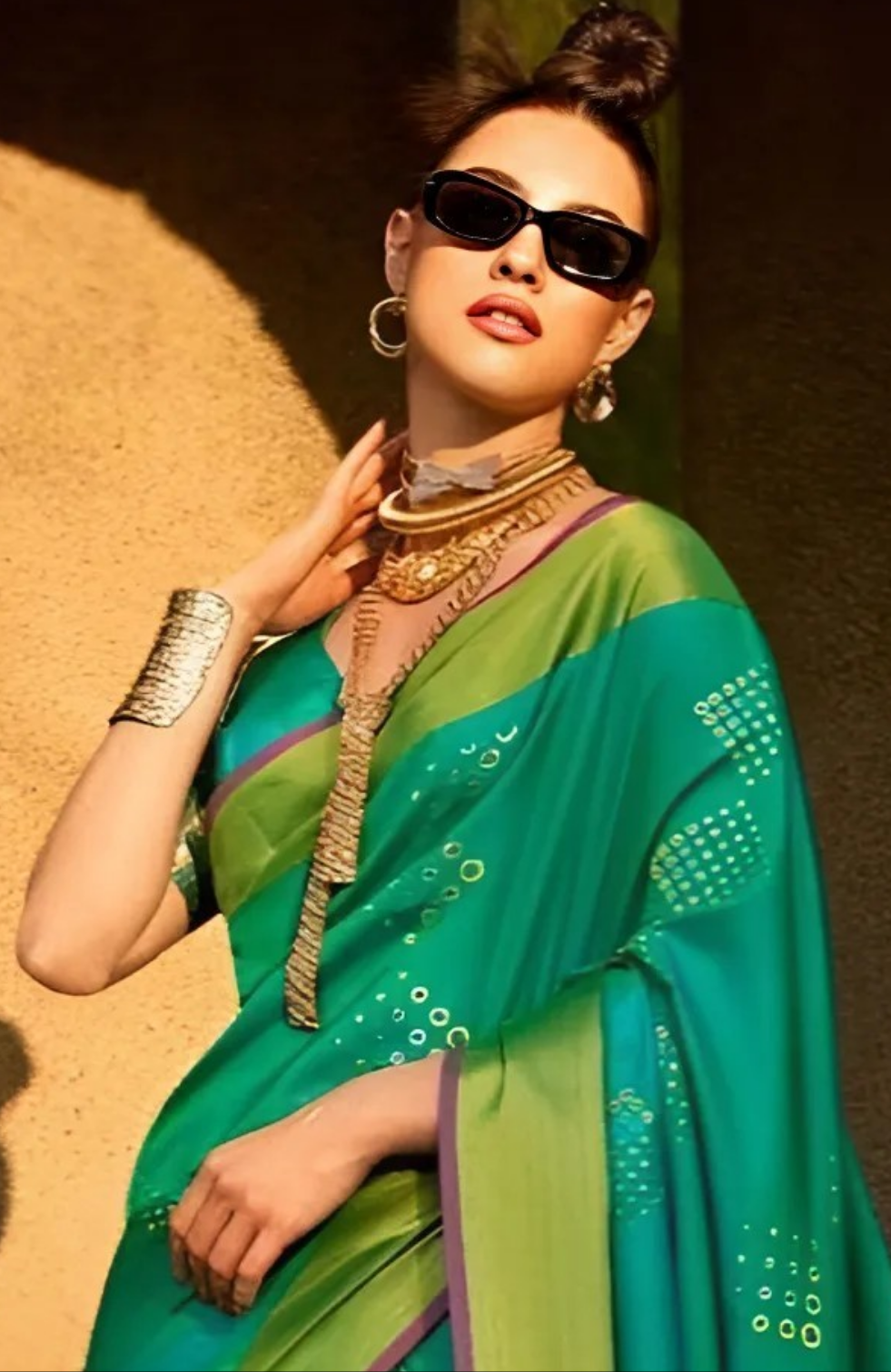 EKKTARA  Saree For Women Rama Green Colour Soft Silk Handloom Weaving Saree With Unstitched Blouse