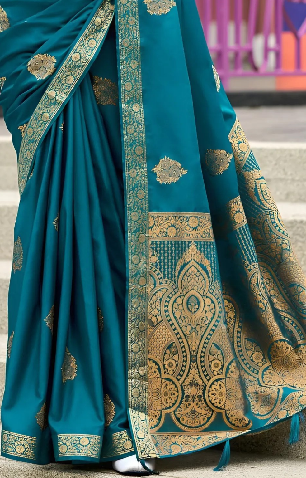 EKKTARA Saree For Women Blue Green Colour Pure Satin Handwoven Zari Weaving Saree With Unstitched Blouse