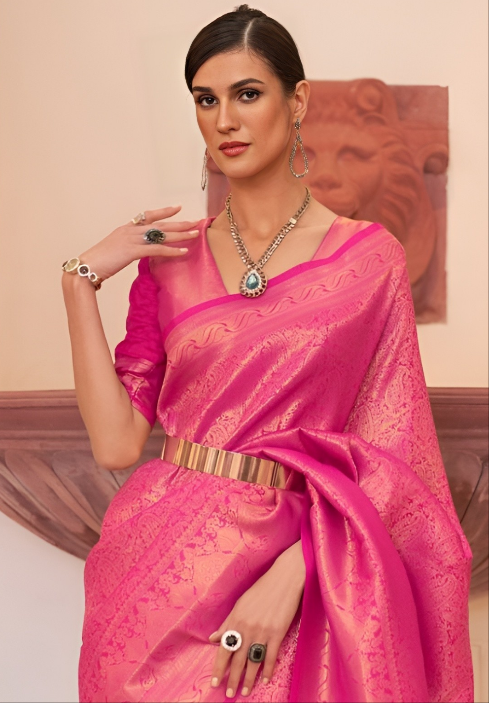 EKKTARA Saree For Women Pink Colour Designer Handloom Weaving Silk Saree With Unstitched Blouse