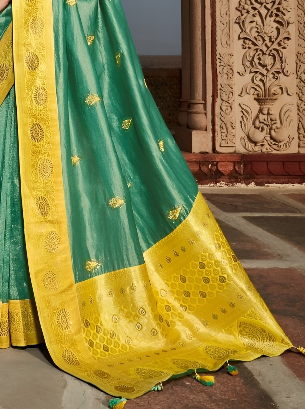 EKKTARA Saree For Women Mint Green Colour Designer Paithani Saree With Unstitched Designer Blouse