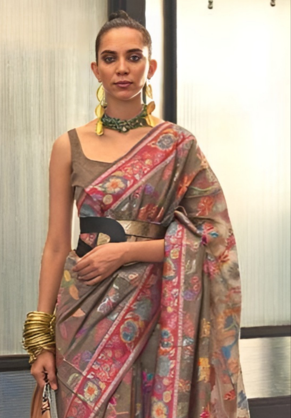 EKKTARA Saree For Women Grey Colour Kashmiri Handloom Weaving Silk Saree With Unstitched Blouse