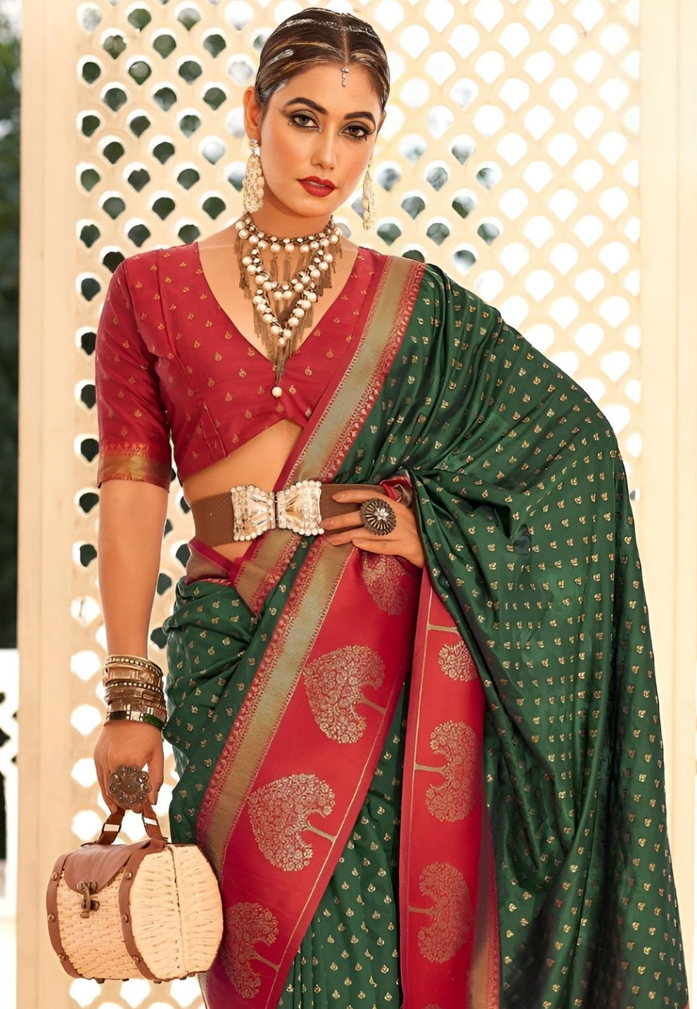 Golden Patti Contrast Jacquard Work Rich Look Soft Cotton Silk Saree Olive  Green And Pink Color