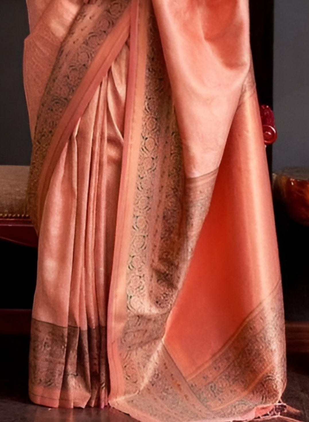 EKKTARA Saree For Women Peach Colour Handloom Weaving Silk Saree With Unstitched Blouse