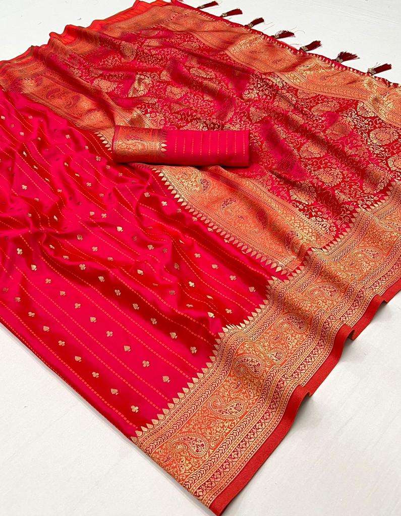 EKKTARA Saree For Women Red Colour Handloom Weaving Silk Saree With Unstitched Blouse