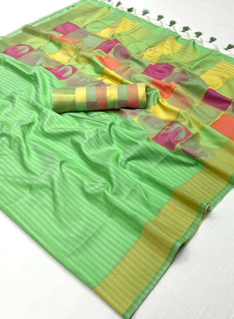 EKKTARA Saree For Women Light Green Colour Silk Handloom Weaving Saree With Unstitched Blouse