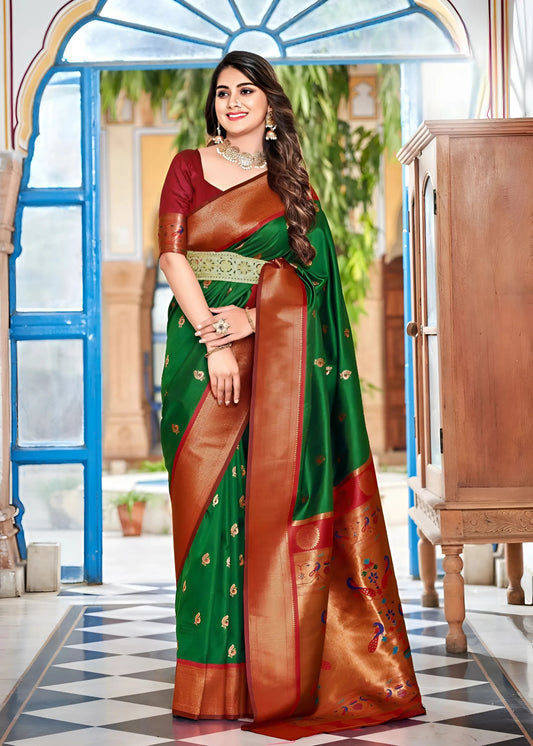 EKKTARA Saree For Women Green Colour Soft Peshwai Paithani Silk Handloom Weaving Saree With Unstitched Blouse