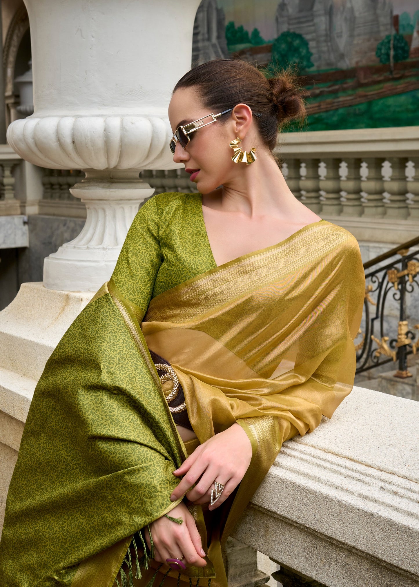 EKKTARA Saree For Women Golden Green Colour Pure Tissue Saree With Designer Pallu And Unstitched Blouse