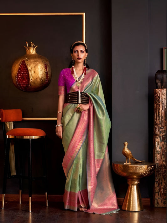 EKKTARA Saree For Women Pista Green Colour Handloom Weaving Silk Saree With Unstitched Blouse